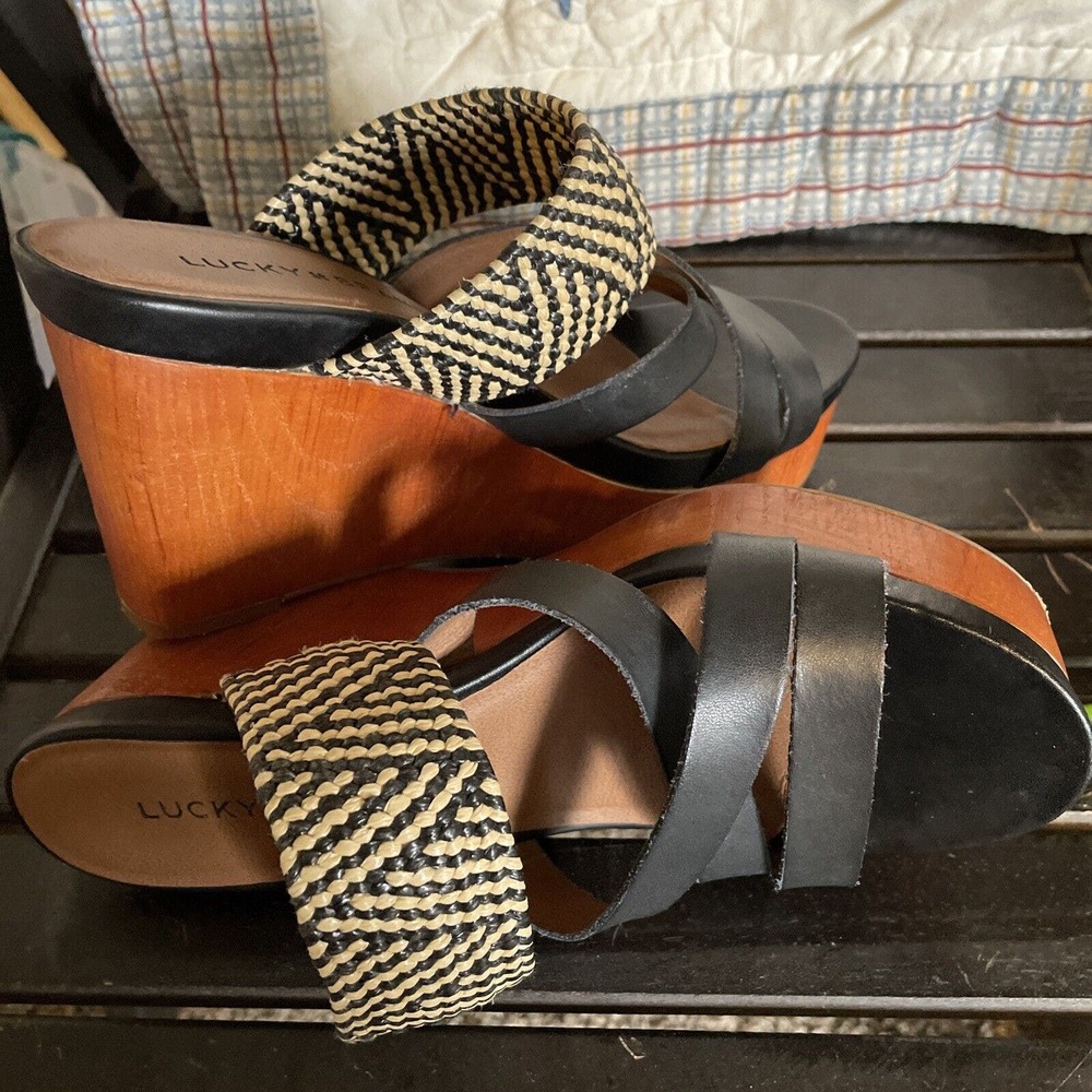 LUCKY BRAND Womens Size 6.5/36.5 Sandals NYLOH Black Leather Woven Strap Wedge - Picture 3 of 6